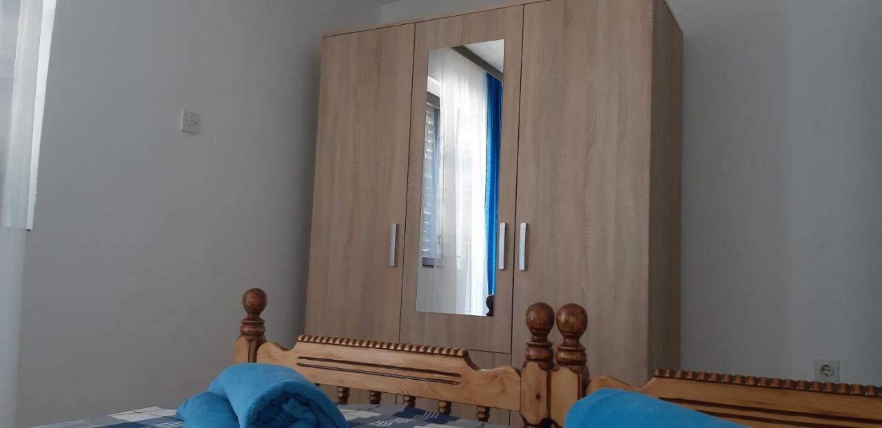 Apartments Max Vir Eksteriør bilde