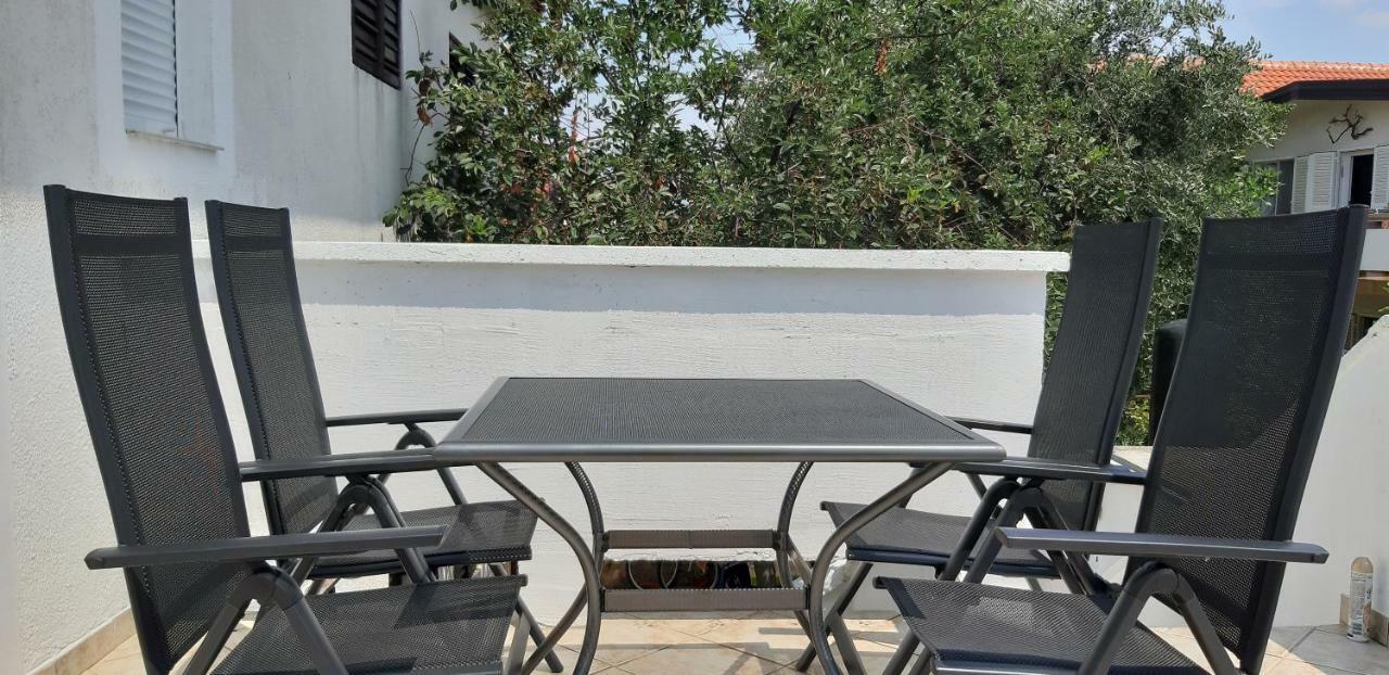 Apartments Max Vir Eksteriør bilde